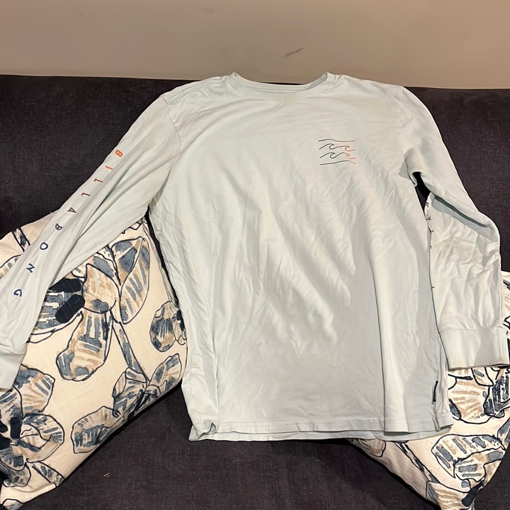 Boys large billabong long sleeve t